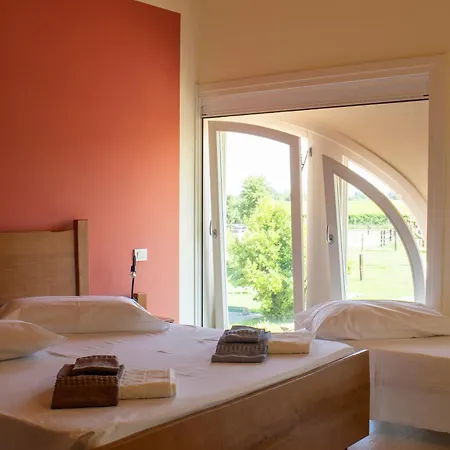 Bed & Breakfast Ranch Borgo Bella 4*