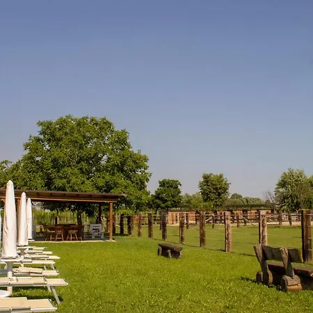 Bed & Breakfast Ranch Borgo Bella 4*