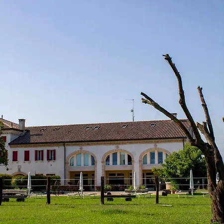 Bed & Breakfast Ranch Borgo Bella 4*